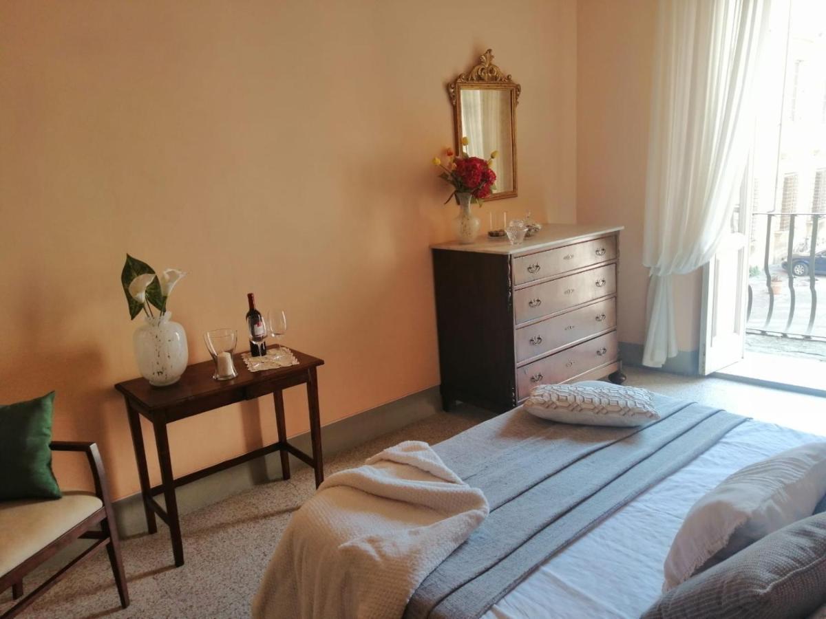 Appartamento Giulia Lucca Ngoại thất bức ảnh