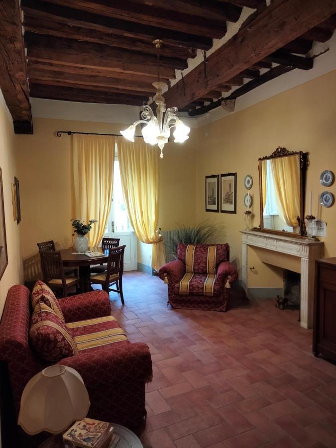 Appartamento Giulia Lucca Ngoại thất bức ảnh